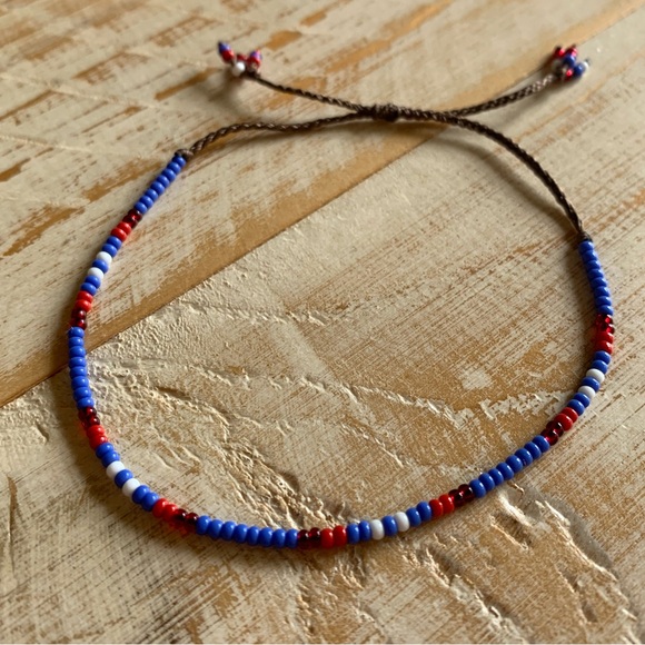 Hand Beaded Bracelet - Picture 1 of 5